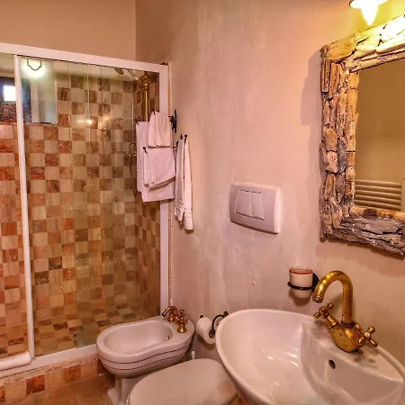Lush Farmhouse In Umbertide With Pool Garden Bbq